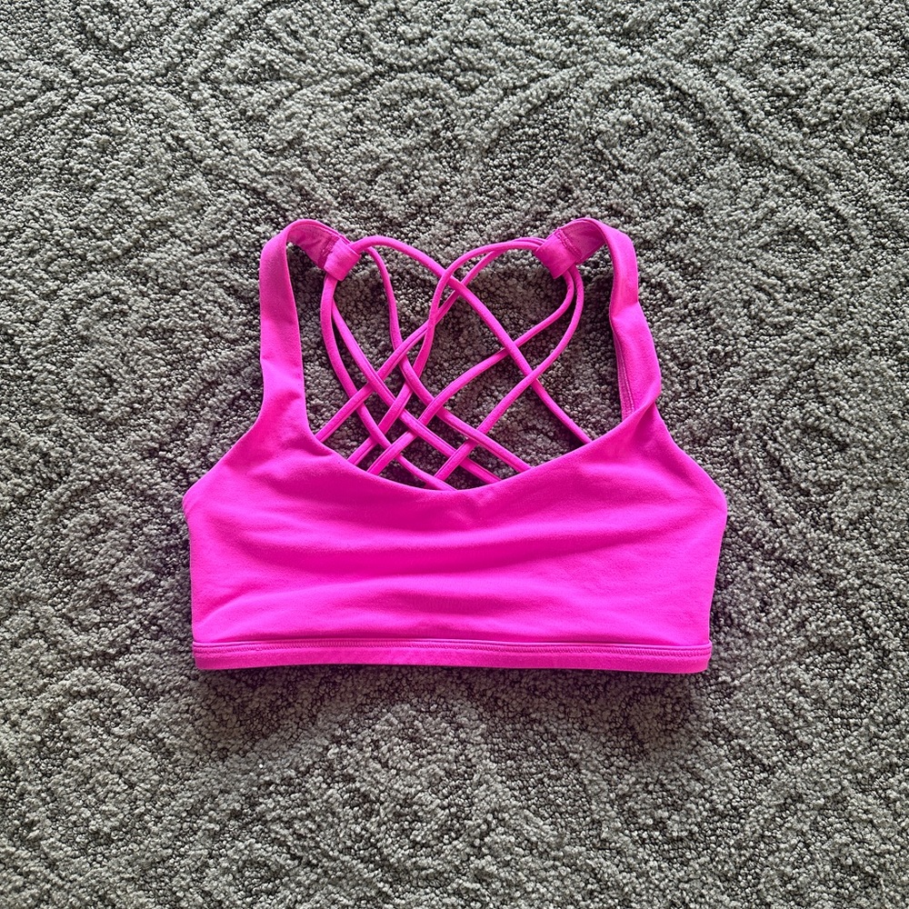 Lululemon Free To Be wild Bra Sonic Pink
